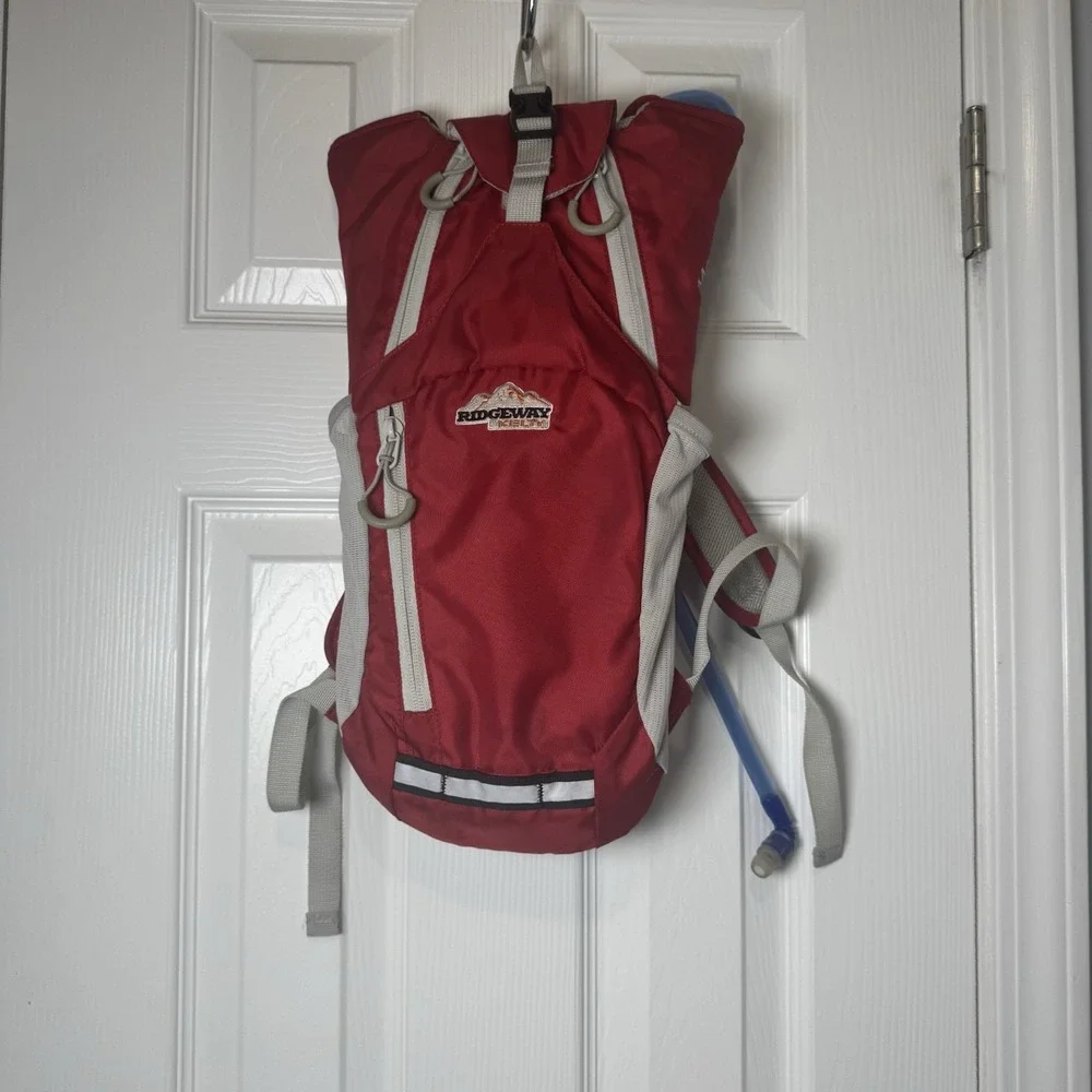 Ridgeway by Kelty Monarch 5L Hydration Backpack Red Gray with Bladder Running